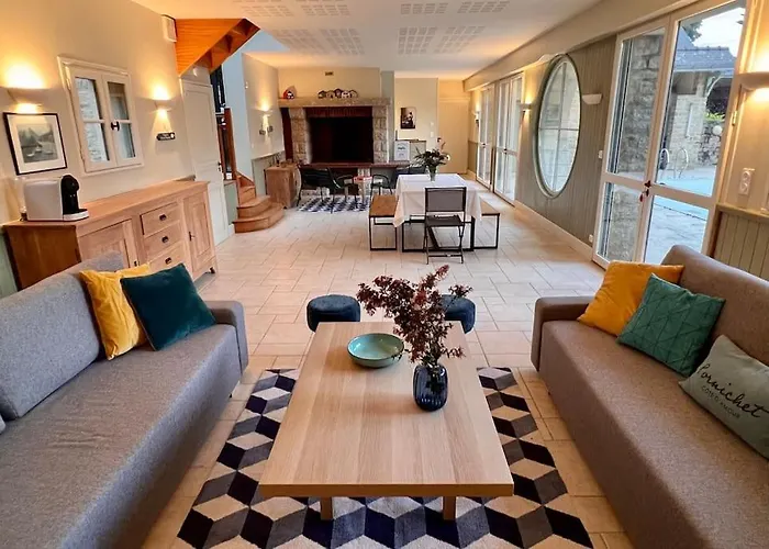 Villa En Bord De Mer 8 Personnes, A Cote Du Chateau Des Tourelles, Piscine D\'Eau De Mer